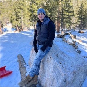 Meet your Posher, Abraham